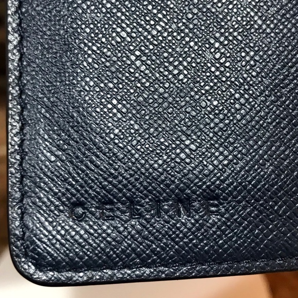 CELINE Horse and Carriage Leather Wallet π₯π€©π - Picture 13 of 17